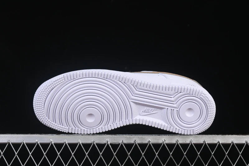 Nike Air Force 1 "White/Chocolate"