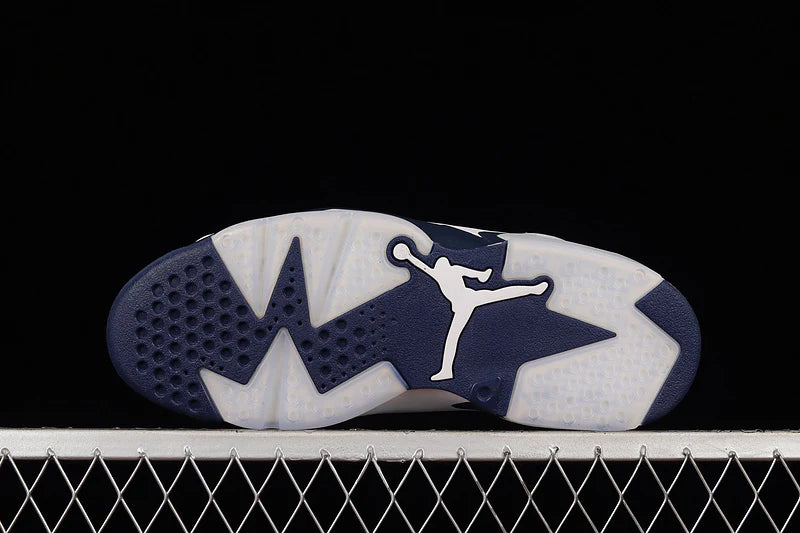 Air Jordan 6 Retro "Midnight Navy"