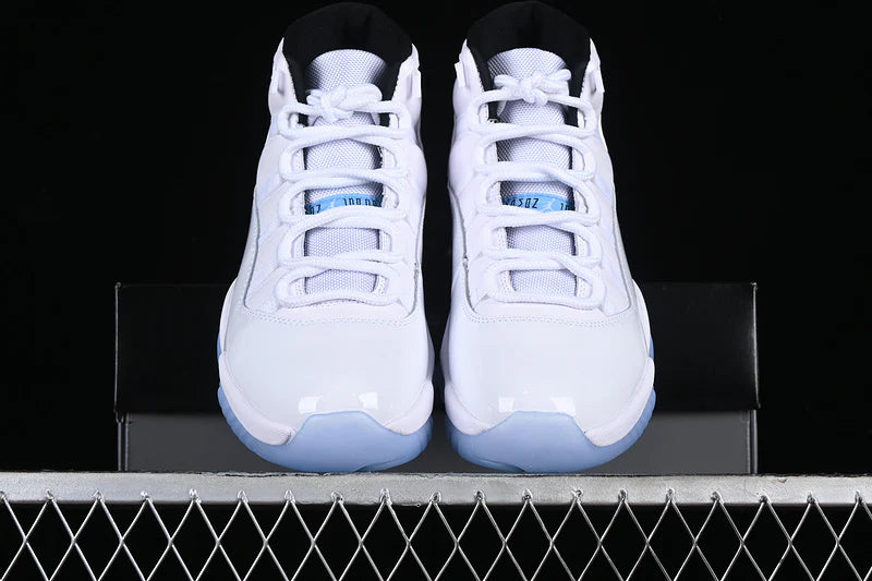 Air Jordan 11 Retro "Legent Blue"