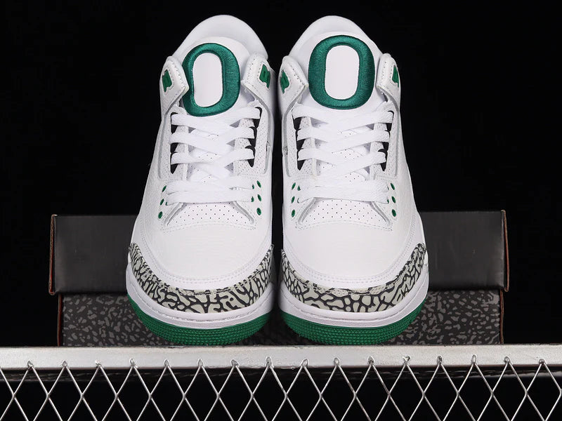 Air Jordan 3 Retro "Oregon Ducks Pit Crew White"