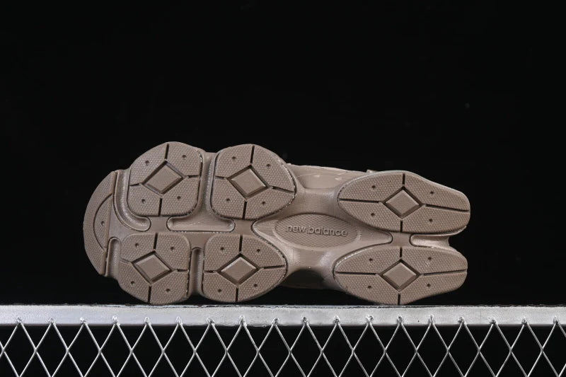 NB 9060 "Chestnut"