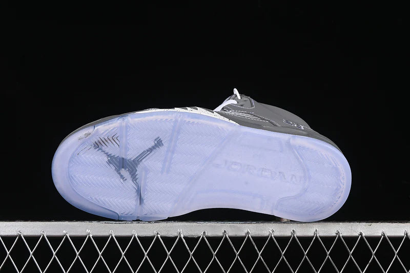 Air Jordan 5 Retro "Wolf Grey"