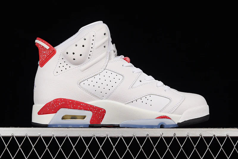 Air Jordan 6 Retro "Red Oreo"