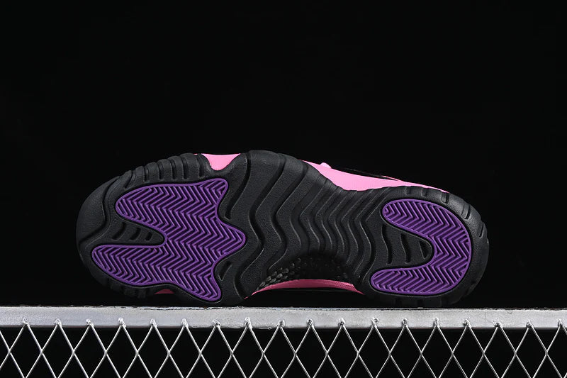 Air Jordan 11 Retro "Pink/Black"