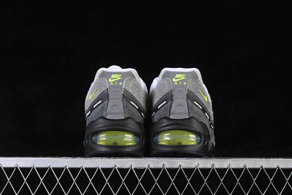 Nike Air Max 95 x UNDEFEATED "Geo NYC Neon"