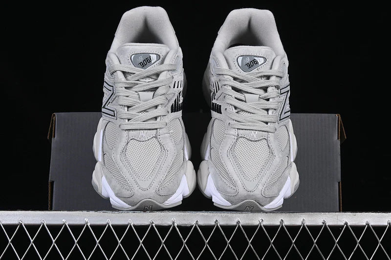 NB 9060 "Silver Metallic Grey"