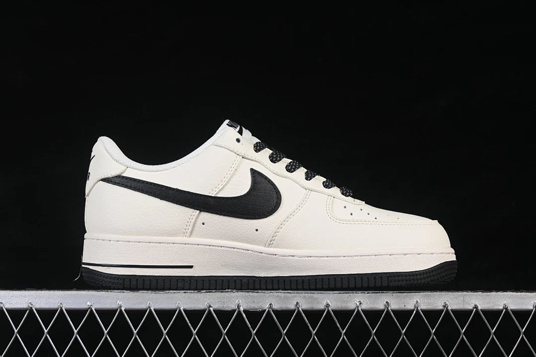 Nike Air Force 1 "B/W"