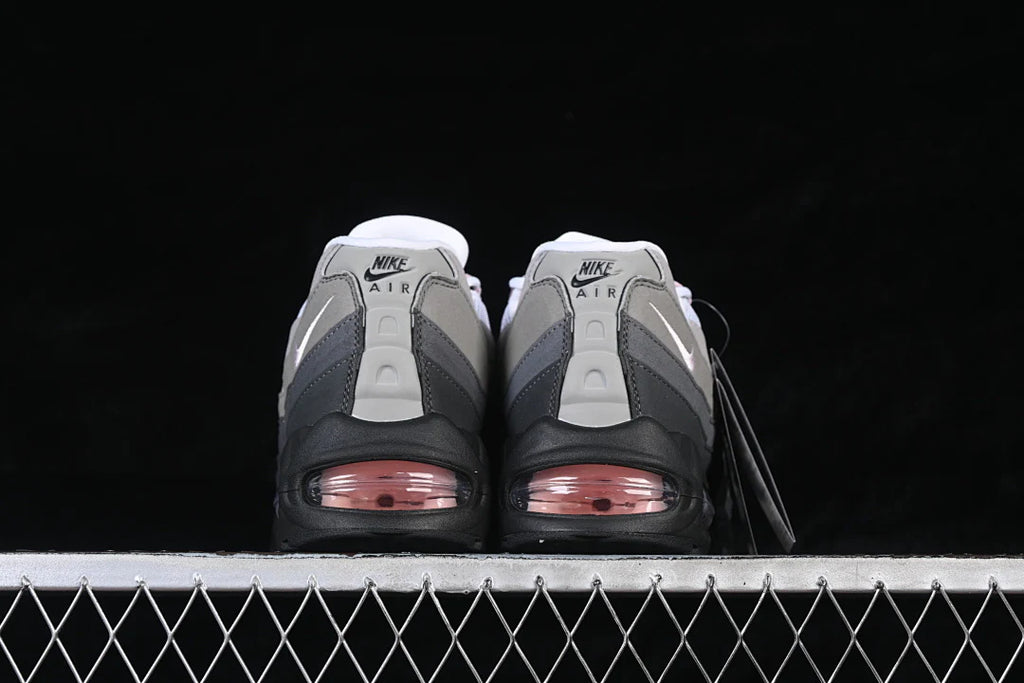 Nike Air Max 95 "Fireberry"