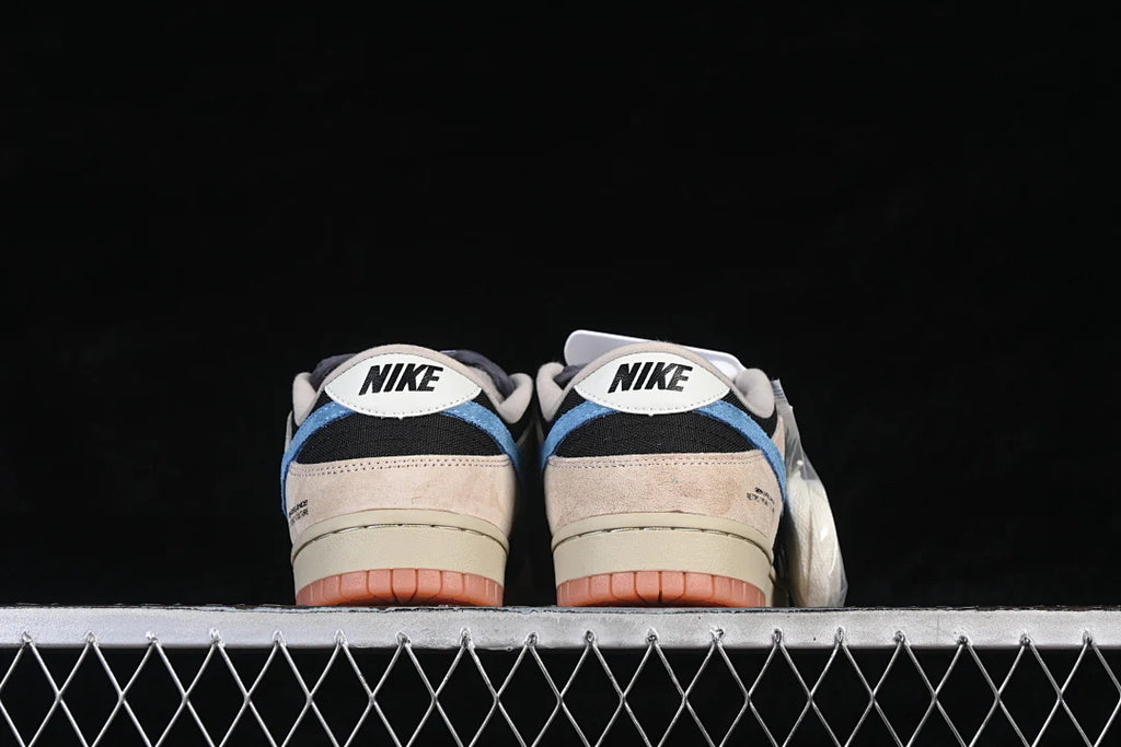 Nike SB Dunk Low "Reinaissance"