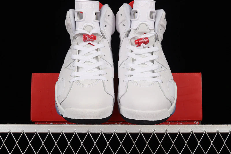 Air Jordan 6 Retro "Red Oreo"