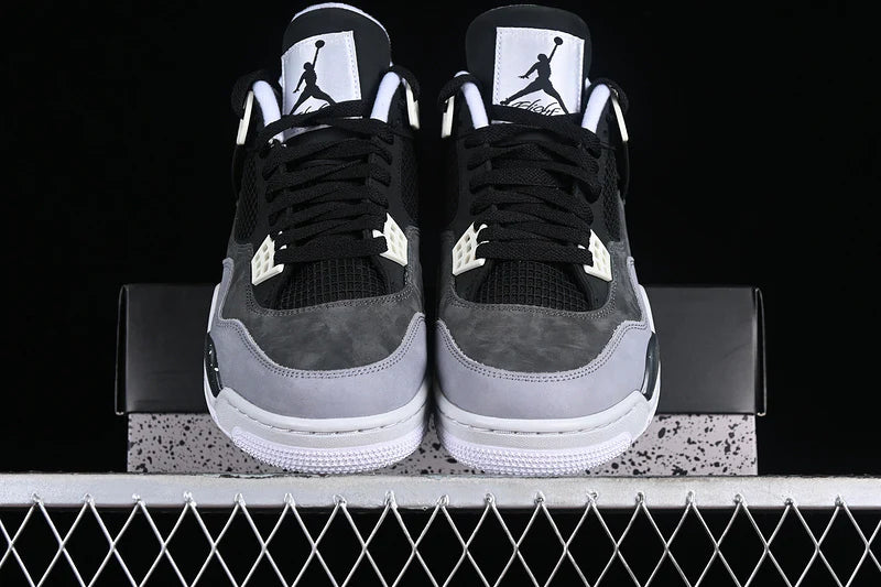 Air Jordan 4 Retro "Fear"