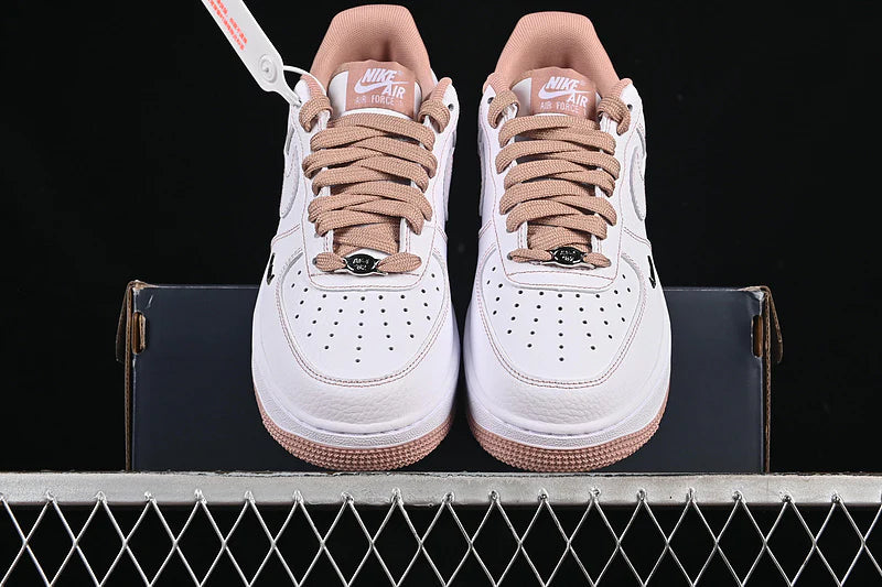 Nike Air Force 1 '07 LV8 "White/Particle Pink"