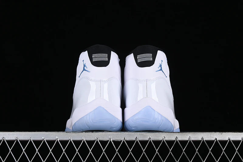 Air Jordan 11 Retro "Legent Blue"