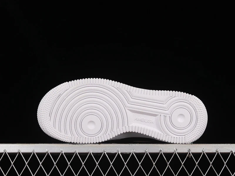 Air Force 1 Low SP AMBUSH "All White/Black"