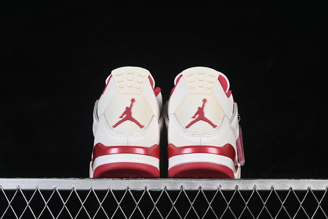Air Jordan 4 Retro "Valentine's Day"