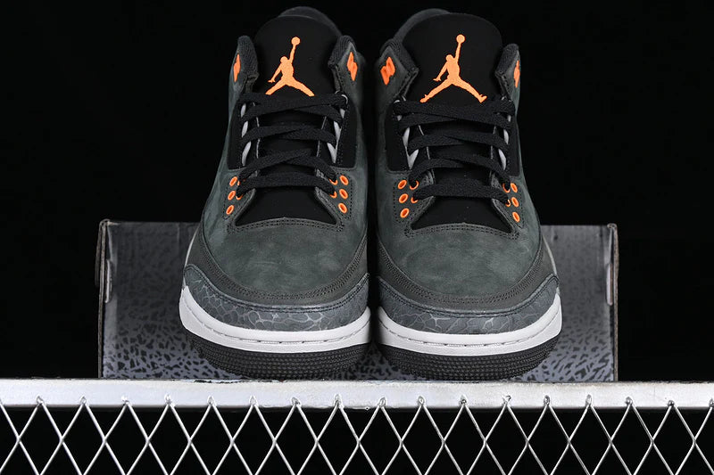 Air Jordan 3 Retro "Fear"