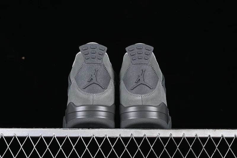 Air Jordan 4 Retro SE "Wet Cement"