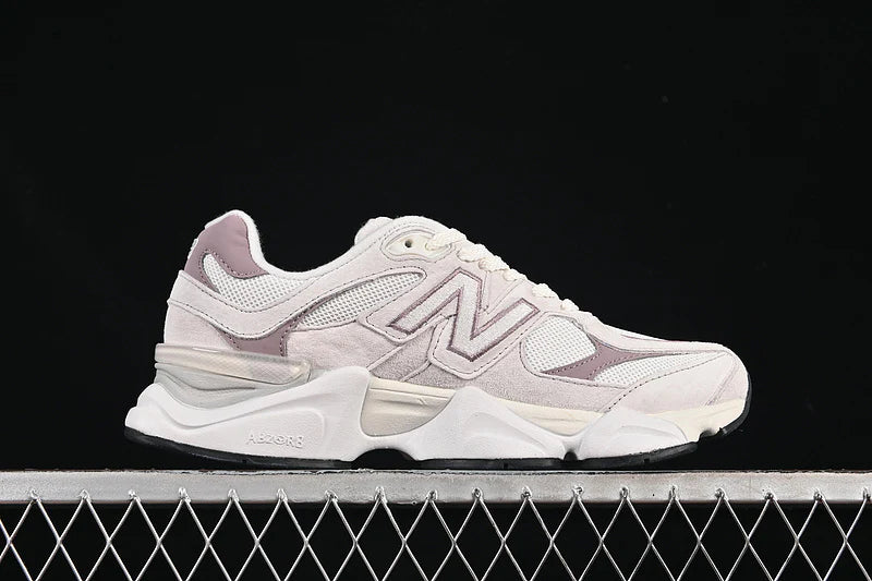 NB 9060 "Grey Ice Wine"
