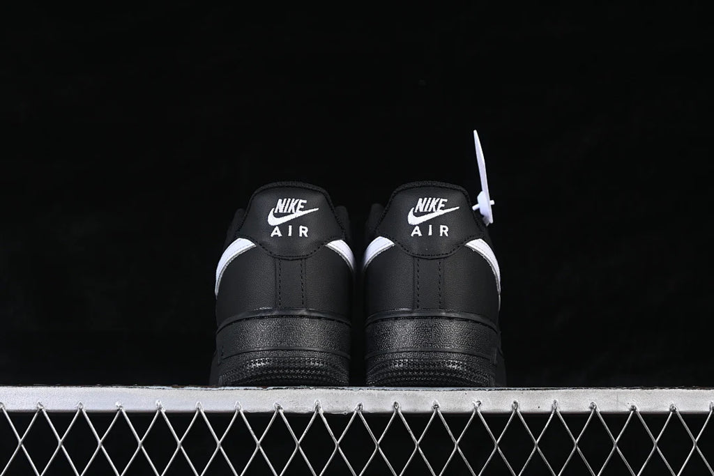 Nike Air Force 1 "All Black & White"
