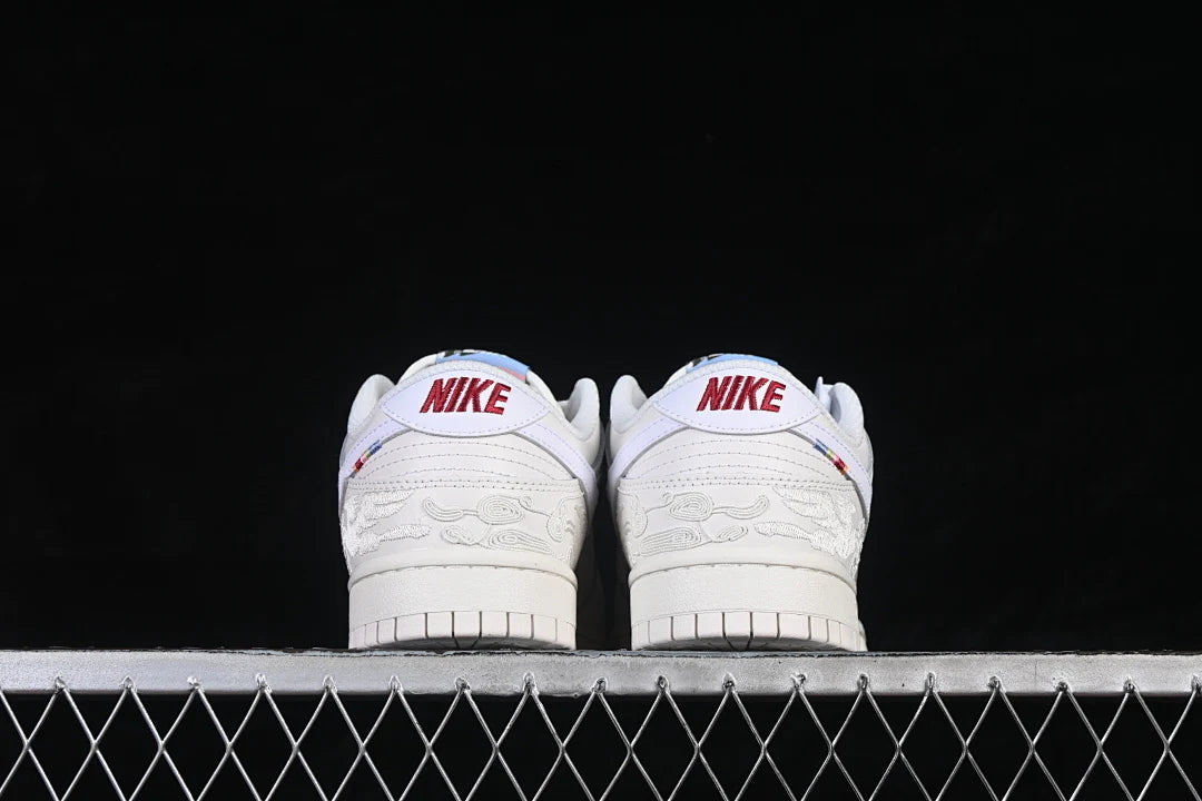 Nike SB Dunk Low "Give Her Flowersr"