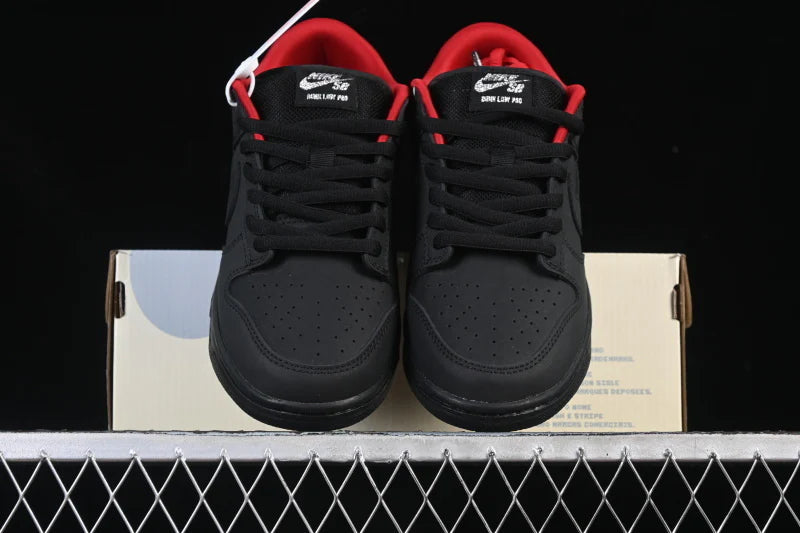 Nike SB Dunk X Supreme 94
