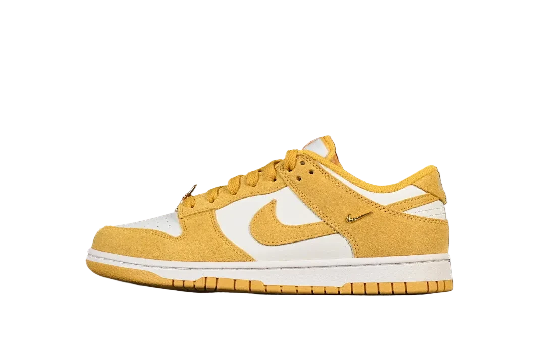 Nike SB Dunk Low "Dark Sulfur"