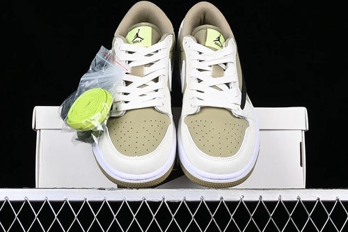 Air Jordan 1 Retro Low OG X Travis Scott "Neutral Olive"