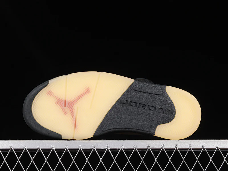Air Jordan 5 Retro "Gore Tex Off Noir"